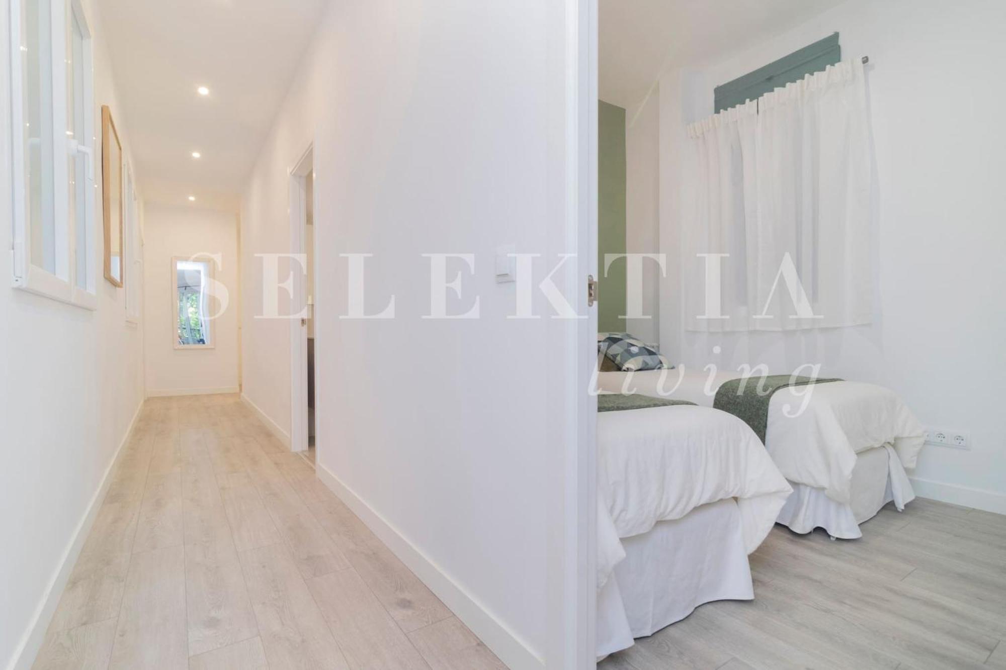 Castellana Suites Madrid Bagian luar foto